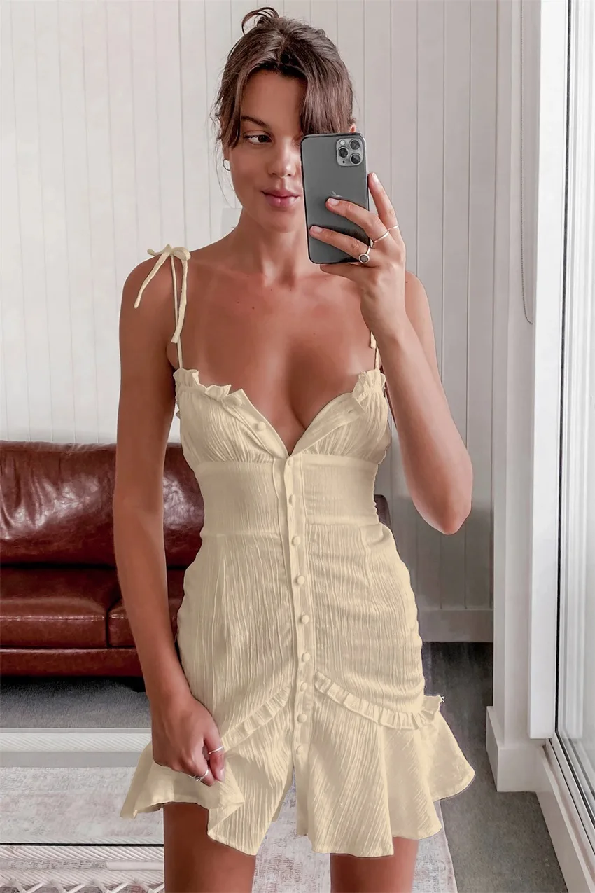 2021 summer new sexy v-neck ruffled short skirt pure cotton tight-fitting suspender dress European and American women's clothing
2021 summer new sexy v-neck ruffled short skirt pure cotton tight-fitting suspender dress European and American women's clothing