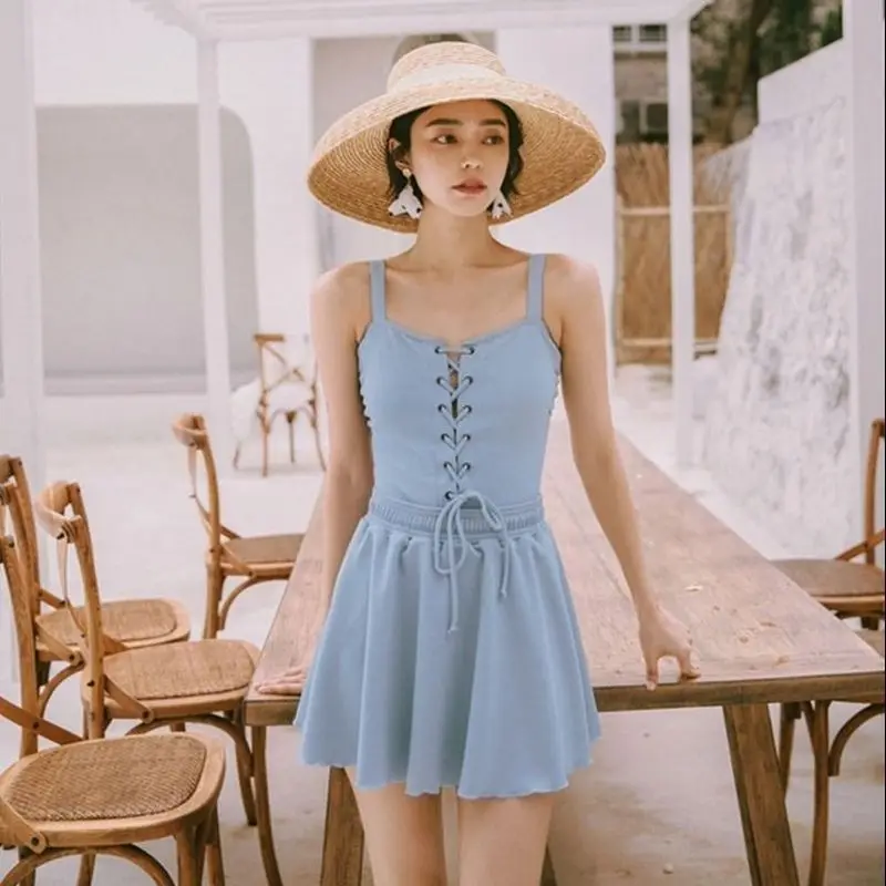 Hot Summer One-piece Swimsuit Women Sexy Polka Dot Long-Sleeved Thin Chic Girl V-Neck Resort Hot Spring Swimming Suit
Hot Summer One-piece Swimsuit Women Sexy Polka Dot Long-Sleeved Thin Chic Girl V-Neck Resort Hot Spring Swimming Suit