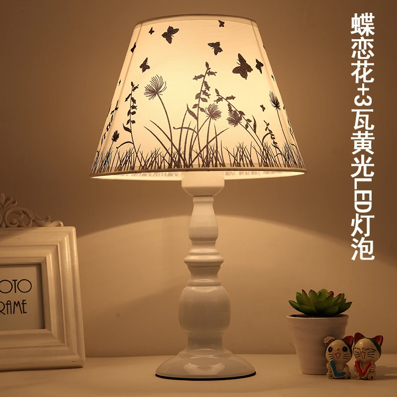 Bedside Table Lamp Modern Simple Bedroom Linen Lampshade Table Lamp Eye Protection Indoor Table Lamp
Bedside Table Lamp Modern Simple Bedroom Linen Lampshade Table Lamp Eye Protection Indoor Table Lamp