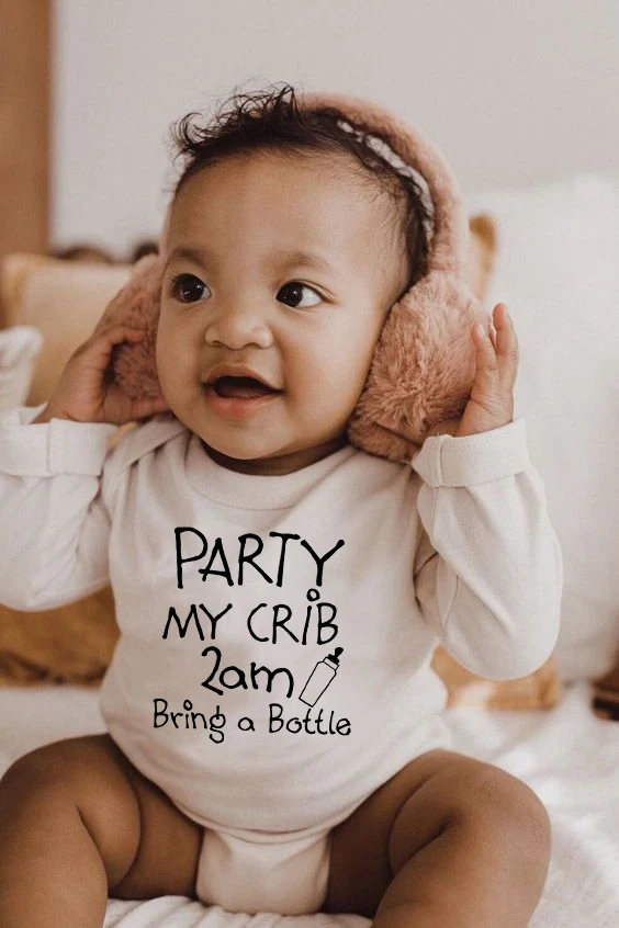 Newborn Jumpsuit Party At My Crib 2AM Bring A Bottle Funny Print Baby Romper Long Sleeve Infant Playsuit Clothes
Newborn Jumpsuit Party At My Crib 2AM Bring A Bottle Funny Print Baby Romper Long Sleeve Infant Playsuit Clothes
