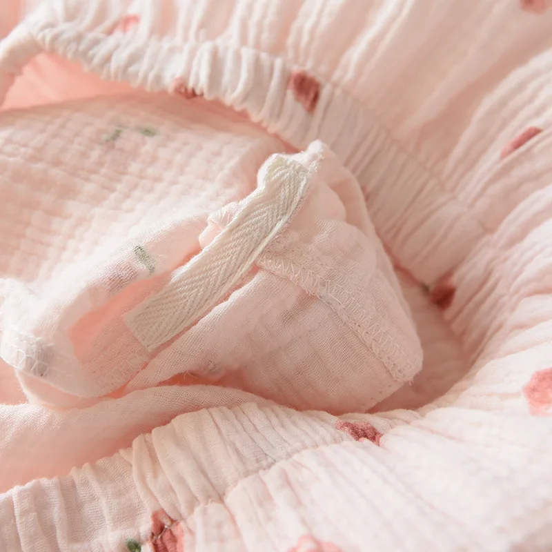 2021 Summer Ladies Short-sleeved Shorts Pajamas Set 100% Cotton Crepe Cloth Thin Home Service Two-piece Spring And Autumn Loose
2021 Summer Ladies Short-sleeved Shorts Pajamas Set 100% Cotton Crepe Cloth Thin Home Service Two-piece Spring And Autumn Loose