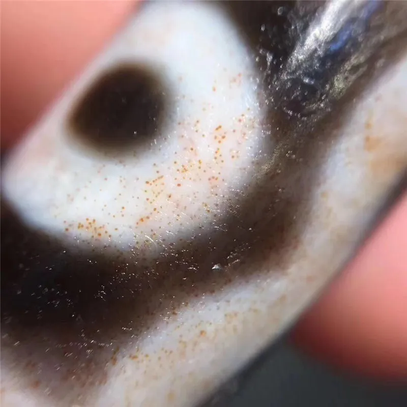 201222-2 High qualitied 5 Eyes with visible Cinnabar Dots Tibetan Dzi Beads Amulet Beads Collectable free shipping
201222-2 High qualitied 5 Eyes with visible Cinnabar Dots Tibetan Dzi Beads Amulet Beads Collectable free shipping