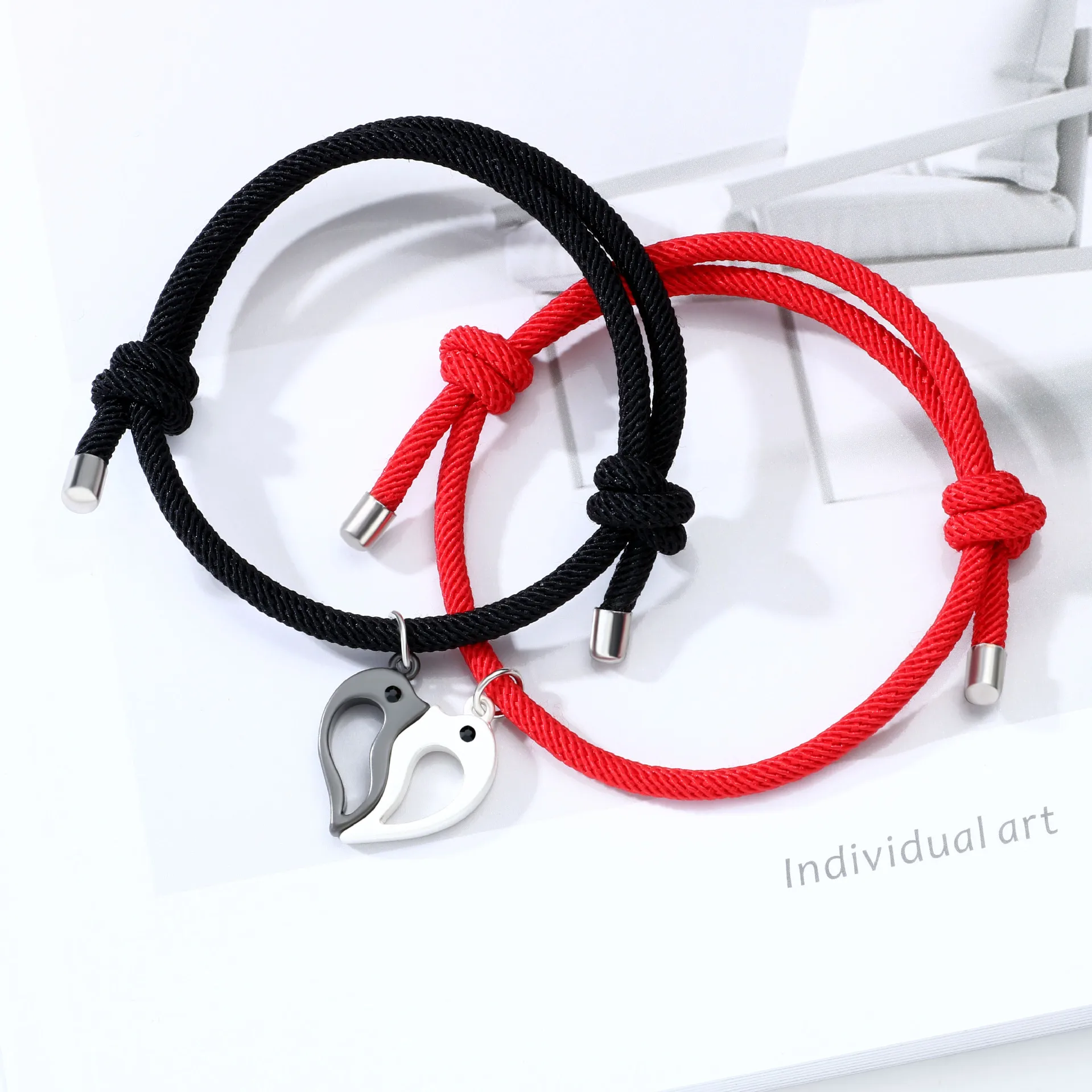 Fashion Dolphin Love Couple Bracelet Magnet Red Black Rope Bracelet Simple Temperament Valentine's Day hot sale
Fashion Dolphin Love Couple Bracelet Magnet Red Black Rope Bracelet Simple Temperament Valentine's Day hot sale