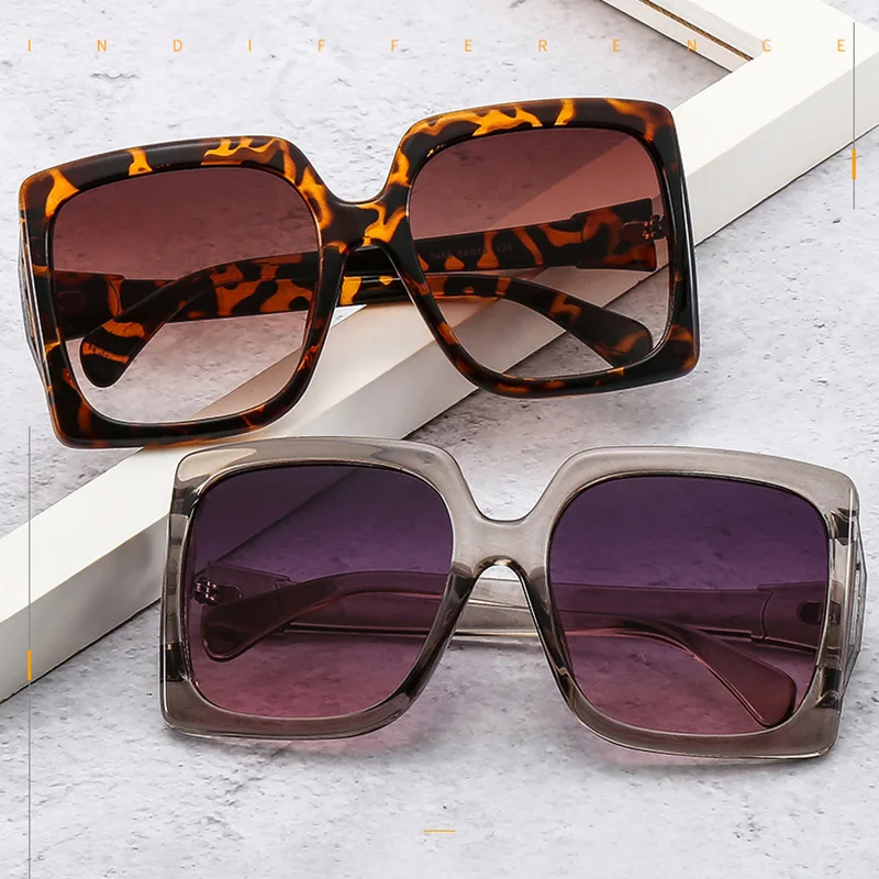 Sunglasses Women Vintage Big Frame American Style Square Glasses Luxury Designer Men Driving Glasses Decorative Eyeglasses UV400
Sunglasses Women Vintage Big Frame American Style Square Glasses Luxury Designer Men Driving Glasses Decorative Eyeglasses UV400