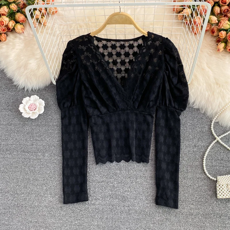 Personal Girl Hollow Out Lace V-neck Bottom Shirt 2021 New Autumn France Long Sleeve Short Top Women White Black Blouse
Personal Girl Hollow Out Lace V-neck Bottom Shirt 2021 New Autumn France Long Sleeve Short Top Women White Black Blouse