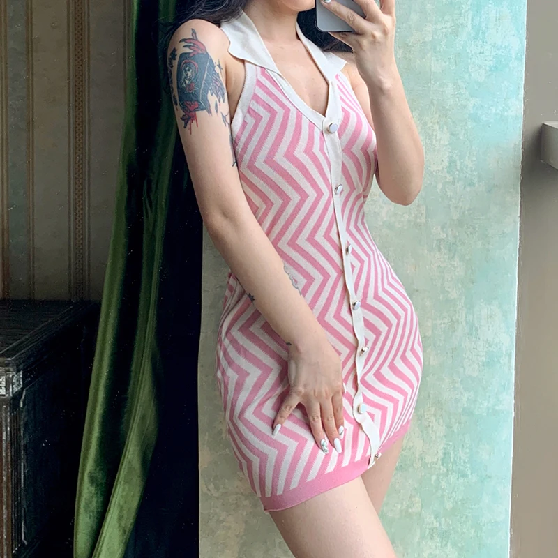 HEYounGIRL Striped Backless Sexy Knitted Tank Dress Summer Casual V Neck Sleeveless Bodycon Women Dresses Fashion Streetwear
HEYounGIRL Striped Backless Sexy Knitted Tank Dress Summer Casual V Neck Sleeveless Bodycon Women Dresses Fashion Streetwear