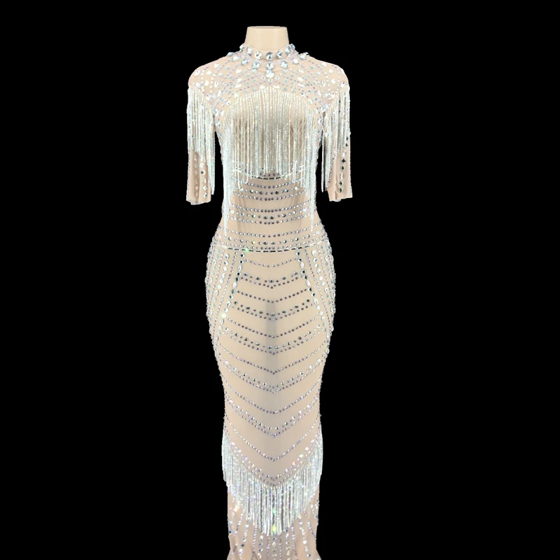 Luxury Mesh Silver Crystals Chains Long Dress Women Wedding Birthday Celebrate Evening Transparent Dress Prom Rhinestones Dress
Luxury Mesh Silver Crystals Chains Long Dress Women Wedding Birthday Celebrate Evening Transparent Dress Prom Rhinestones Dress