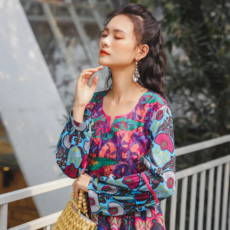 Trill web celebrity shao an embroidered high-waisted dresses in yunnan ethnic wind posed embroidery brigade take holiday beach d
Trill web celebrity shao an embroidered high-waisted dresses in yunnan ethnic wind posed embroidery brigade take holiday beach d
