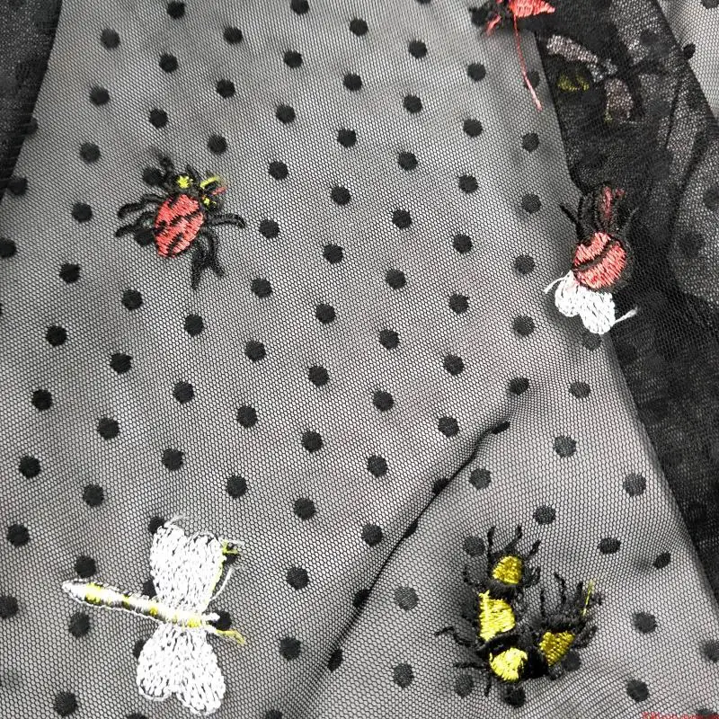 Creative lace mesh fabric insect bee embroidery garment fabric diy wedding dress dress
Creative lace mesh fabric insect bee embroidery garment fabric diy wedding dress dress