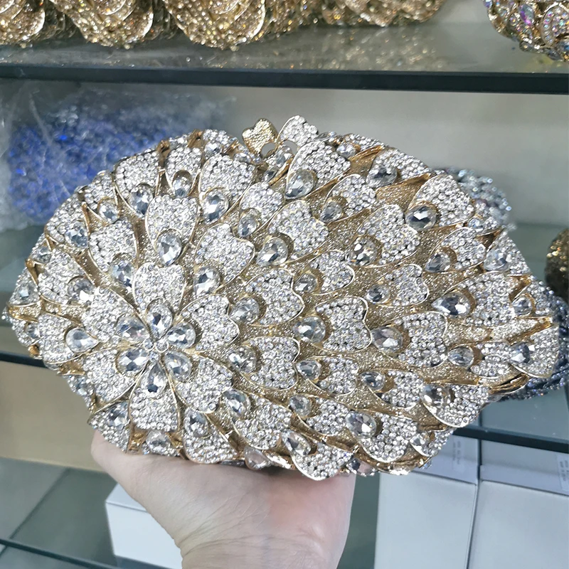 XIYUAN Multifunctional Rhinestone Purse White Crystal Women Evening Clutch Wedding Bridal Handbags High Quality Large Size Bag
XIYUAN Multifunctional Rhinestone Purse White Crystal Women Evening Clutch Wedding Bridal Handbags High Quality Large Size Bag