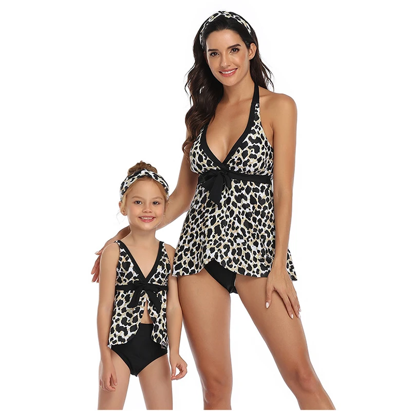 2021 New Fashion Leopard Print Mommy And Me Swimsuit Bikini Family Matching Outfits Woman Baby Girl Swimwear One Piece Suit
2021 New Fashion Leopard Print Mommy And Me Swimsuit Bikini Family Matching Outfits Woman Baby Girl Swimwear One Piece Suit
