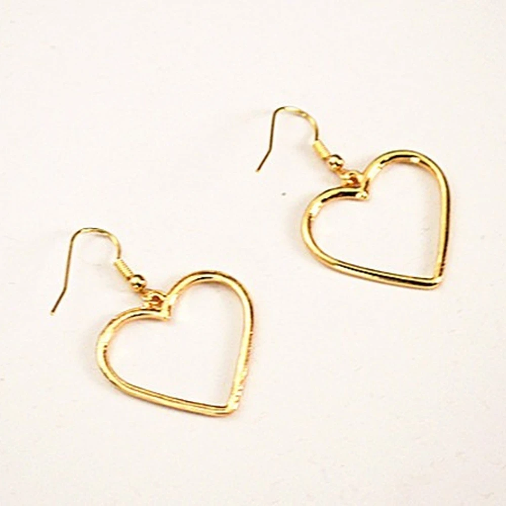 New Earrings For Women 2021 Jewelry Bowknot Heart Diamond Simple Earrings Moda 2020 Chinese Fashion Drop Earrings Wholesale
New Earrings For Women 2021 Jewelry Bowknot Heart Diamond Simple Earrings Moda 2020 Chinese Fashion Drop Earrings Wholesale