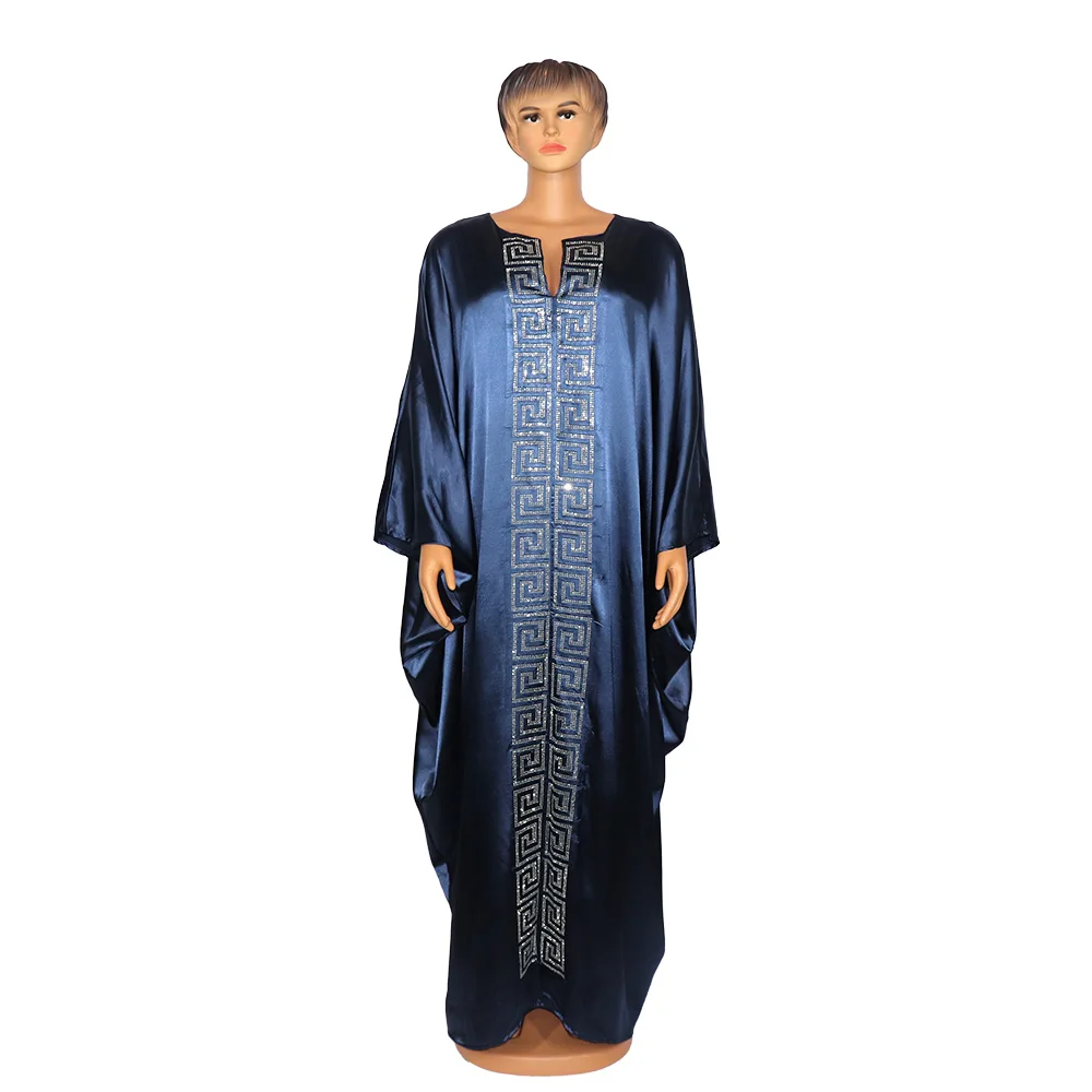 Fashion African woman large size bat sleeve dress Muslim Islamic style robe imitation silk hot Hot Fix Rhinestone
Fashion African woman large size bat sleeve dress Muslim Islamic style robe imitation silk hot Hot Fix Rhinestone
