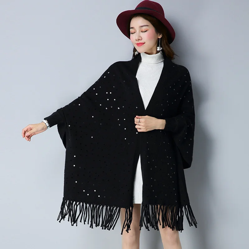 Luxury Shiny Pearl Embroidery Multicolor Wool Capes With Sleeves Warm Women Fringe Cashmere Cloak Shawl Poncho For Winter Coat
Luxury Shiny Pearl Embroidery Multicolor Wool Capes With Sleeves Warm Women Fringe Cashmere Cloak Shawl Poncho For Winter Coat