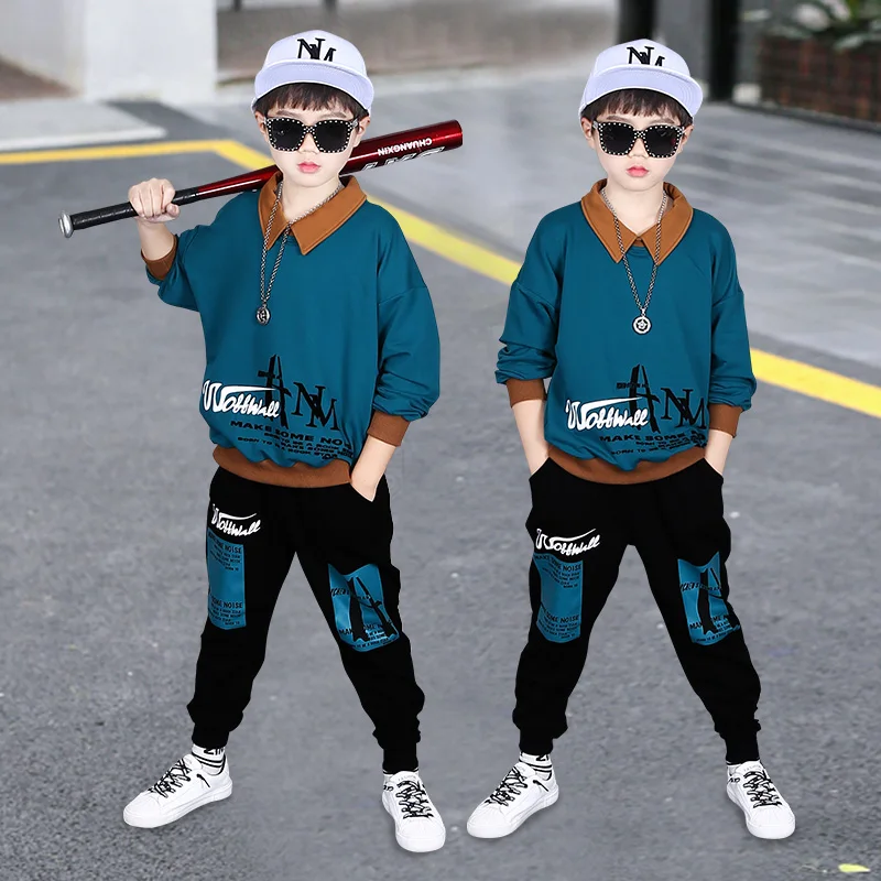 Boy's fashion cool suit autumn children's solid color stand-up collar top sportswear sweater + trousers two-piece suit
Boy's fashion cool suit autumn children's solid color stand-up collar top sportswear sweater + trousers two-piece suit