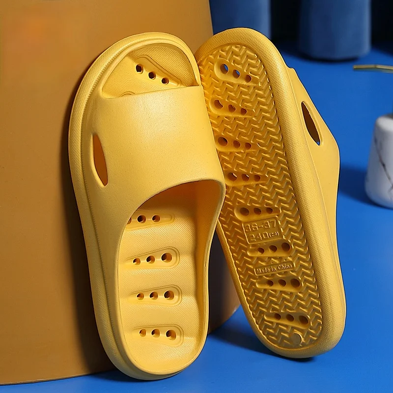 Summer Bathroom Flip Flops Female Silent Home Indoor Bath Men Woman Sandals Thick-Soled Quick-Drying Soft-Bottom Leaky Slippers
Summer Bathroom Flip Flops Female Silent Home Indoor Bath Men Woman Sandals Thick-Soled Quick-Drying Soft-Bottom Leaky Slippers