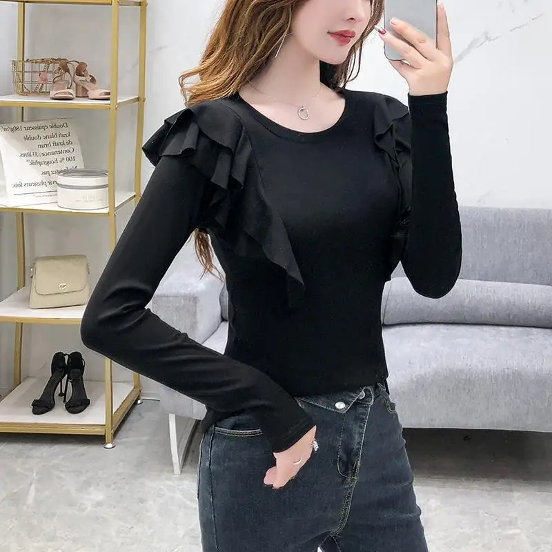 Ruffled Long-sleeved Solid Color Bottoming Shirt Female Slim Stitching Round Neck Simple Commuter Blouse Pullover Women Spring
Ruffled Long-sleeved Solid Color Bottoming Shirt Female Slim Stitching Round Neck Simple Commuter Blouse Pullover Women Spring