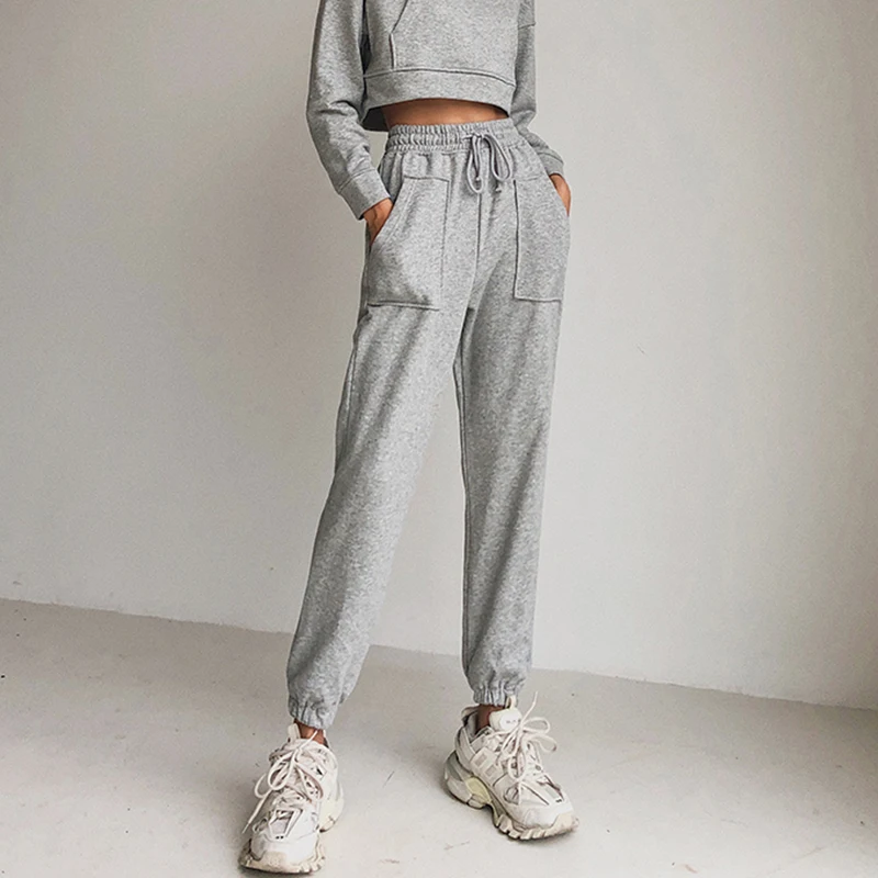 Loose Jogging Pants Women 2021 New Fashion Harajuku High Waist Drawstring Trousers Casual traf Female Korean Streetwear Clothing
Loose Jogging Pants Women 2021 New Fashion Harajuku High Waist Drawstring Trousers Casual traf Female Korean Streetwear Clothing