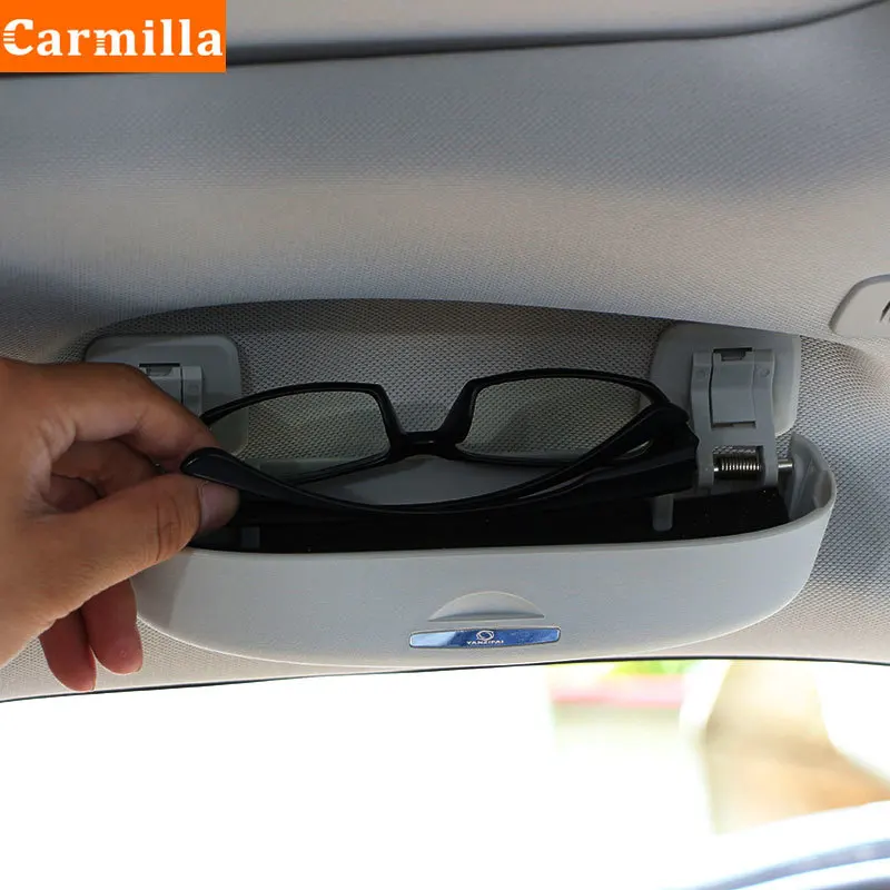 Car Sunglasses Holder Clip Glasses Case Cage Inner Storage Box for Volkswagen VW Jetta 2019 2020 2021 Interior Accessories
Car Sunglasses Holder Clip Glasses Case Cage Inner Storage Box for Volkswagen VW Jetta 2019 2020 2021 Interior Accessories