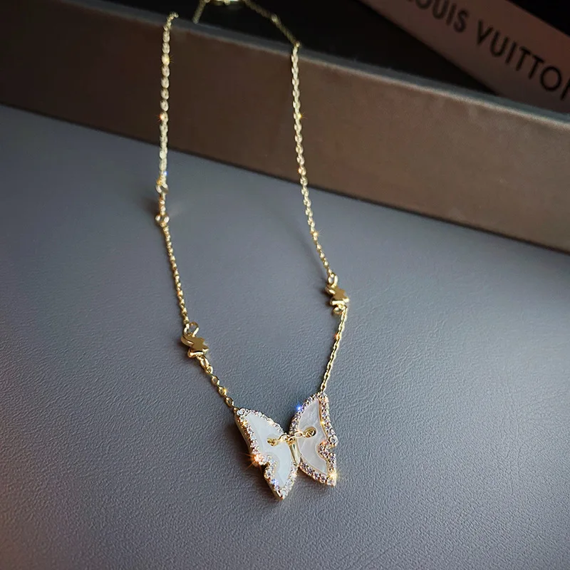 Exquisite Luxury Gold Plated Shell Butterfly Necklace for Women Fashion Cocktail Charm Clavicle Chain Elegant Lady Party Jewelry
Exquisite Luxury Gold Plated Shell Butterfly Necklace for Women Fashion Cocktail Charm Clavicle Chain Elegant Lady Party Jewelry