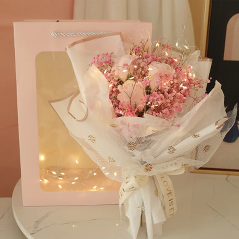 Exquisite Rose Gypsophila Dry Flower Bouquet LED Light Soap Flower Gift Box Valentine's Day Birthday Gift Wedding Bouquet
Exquisite Rose Gypsophila Dry Flower Bouquet LED Light Soap Flower Gift Box Valentine's Day Birthday Gift Wedding Bouquet