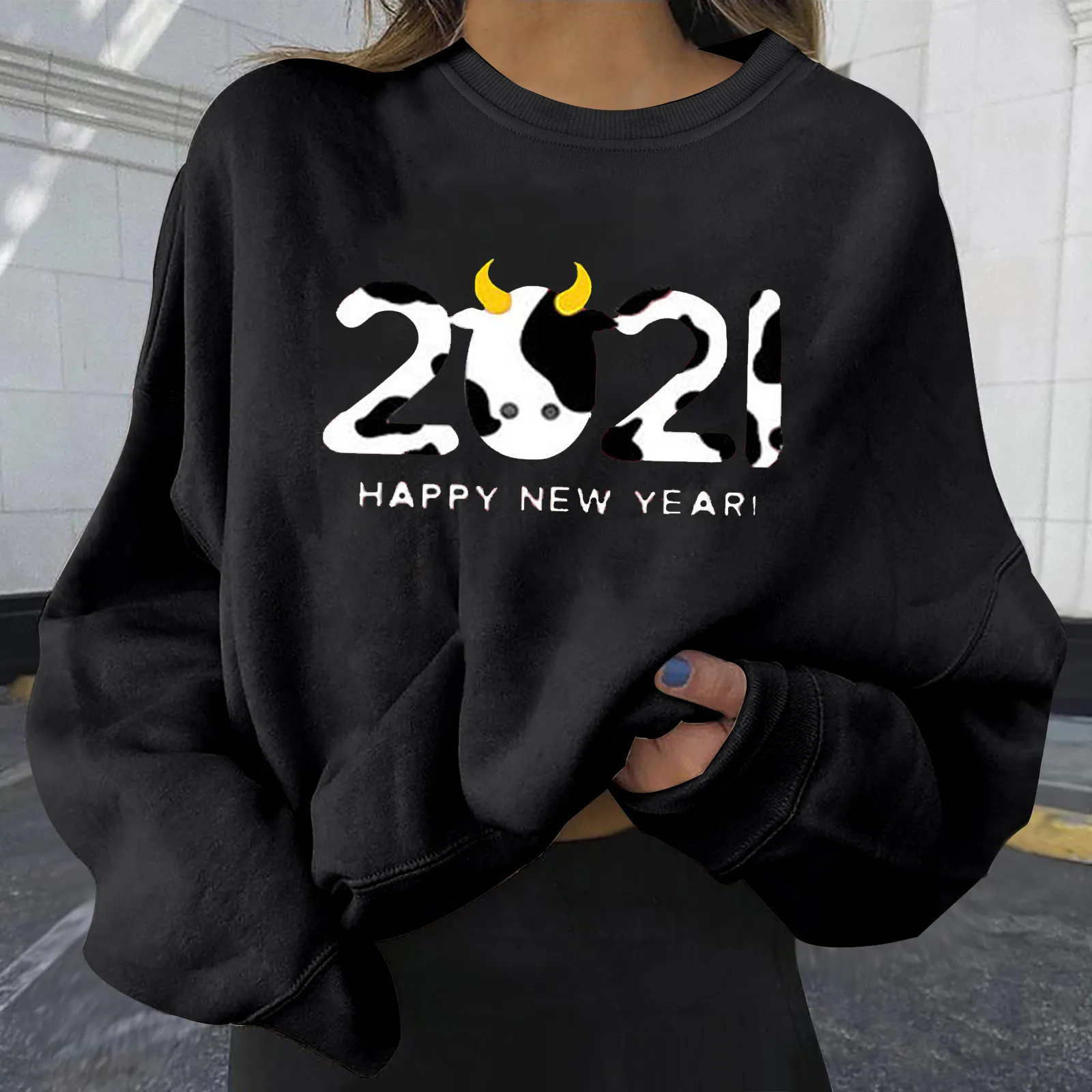 2021 Fashion Happy New Year Blouse Shirt Loose O-Neck Tops Casual Autumn Winter Ladies Female Women Long Sleeve Blusas Pullover
2021 Fashion Happy New Year Blouse Shirt Loose O-Neck Tops Casual Autumn Winter Ladies Female Women Long Sleeve Blusas Pullover