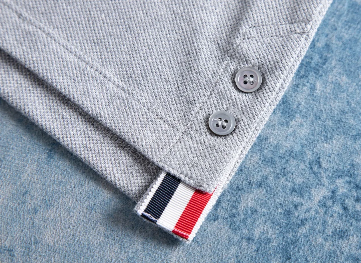 2021 men's and women's classic red, white and blue striped short-sleeved polo shirt outdoor
2021 men's and women's classic red, white and blue striped short-sleeved polo shirt outdoor