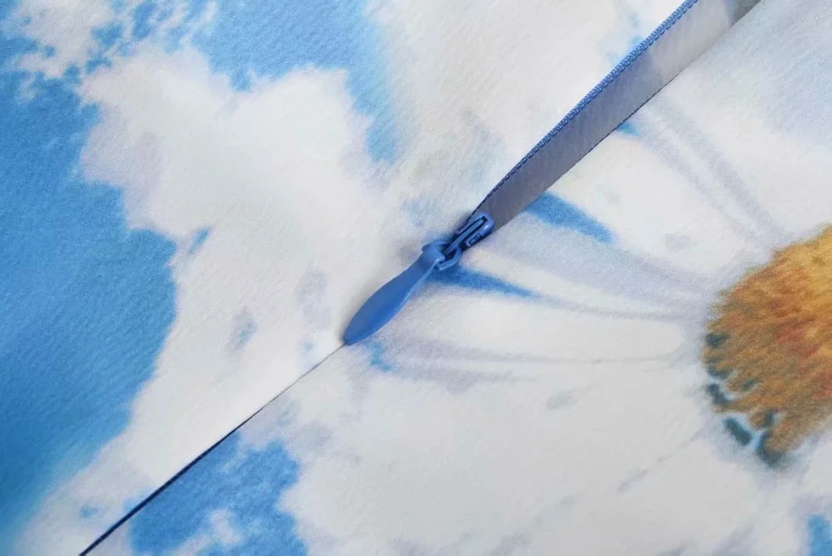 KRSB Summer Women's Blue Daisy Print Mini Dress v-Neck Bag Hip Sexy Suspender Halter Design Dress Sweet Casual Holiday Style
KRSB Summer Women's Blue Daisy Print Mini Dress v-Neck Bag Hip Sexy Suspender Halter Design Dress Sweet Casual Holiday Style