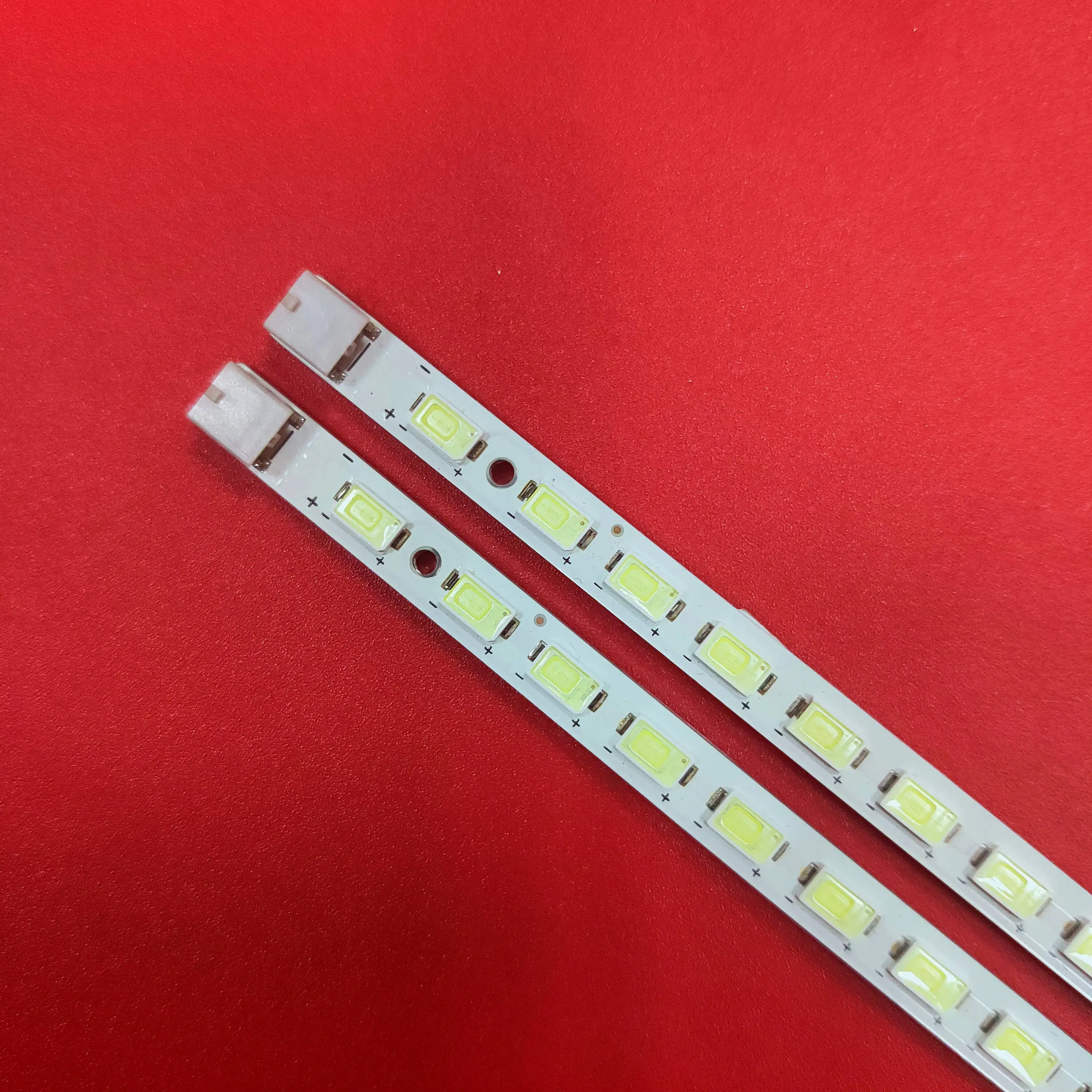 FOR SONY LTY460HM02 Article lamp LJ64-02420A LJ64-02421A STS460A09-60LED-REV.6 1piece=60LED 518MM
FOR SONY LTY460HM02 Article lamp LJ64-02420A LJ64-02421A STS460A09-60LED-REV.6 1piece=60LED 518MM