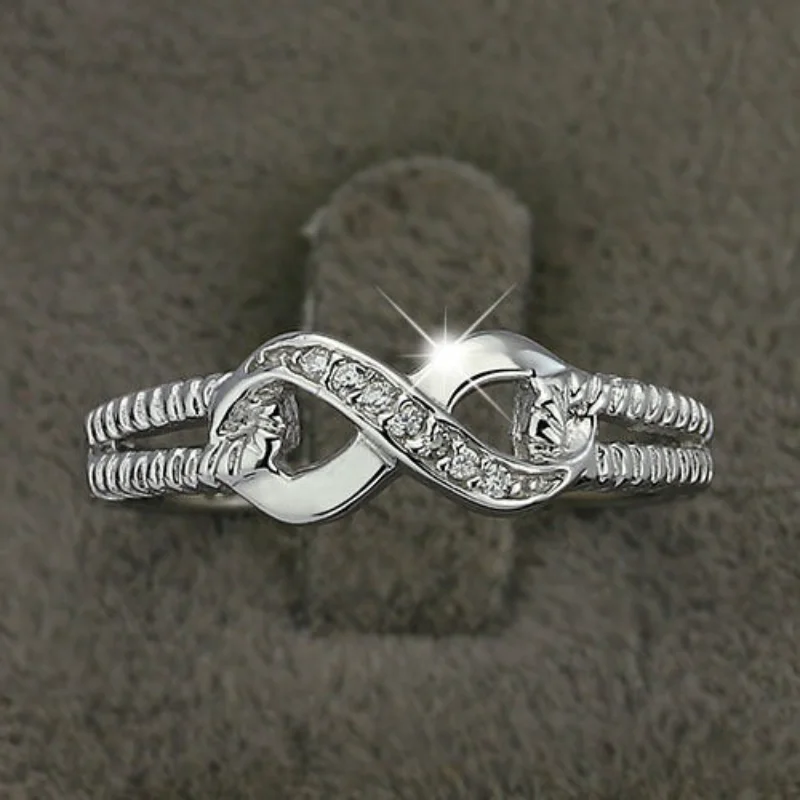 Hot Selling New Creative 8 Word Ring with Zircon Inlaid European and American Fashion Ladies Engagement Ring Rings for Women
Hot Selling New Creative 8 Word Ring with Zircon Inlaid European and American Fashion Ladies Engagement Ring Rings for Women