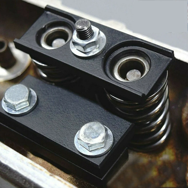 LS Dual Valve Spring Compressor Tool Valve Spring Compressor Tool Kit for Chevy 4.8 5.3 5.7 6.0 6.2 LS1 LS2 LS3 LS6
LS Dual Valve Spring Compressor Tool Valve Spring Compressor Tool Kit for Chevy 4.8 5.3 5.7 6.0 6.2 LS1 LS2 LS3 LS6