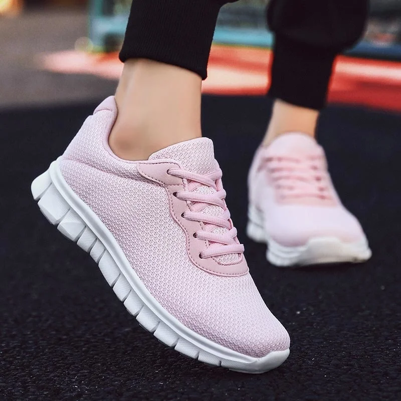 Large Size Lightweight Breathable Sports Running Shoes Mesh Jogging Shoes Women 2022 Summer New Style
Large Size Lightweight Breathable Sports Running Shoes Mesh Jogging Shoes Women 2022 Summer New Style