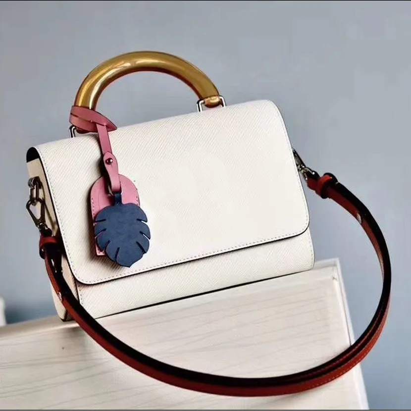 Luxury Leather Tote Flap Wallet Chain Genuine Designer Top Handle Shoulder Handbag 
Luxury Leather Tote Flap Wallet Chain Genuine Designer Top Handle Shoulder Handbag