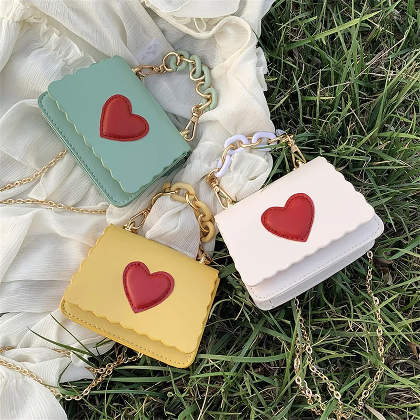 TOYOOSKY Designer Vintage Women's Handbags High Quality Female Shoulder Bags Girls Leather Purses Heart Women Crossbody Bag
TOYOOSKY Designer Vintage Women's Handbags High Quality Female Shoulder Bags Girls Leather Purses Heart Women Crossbody Bag
