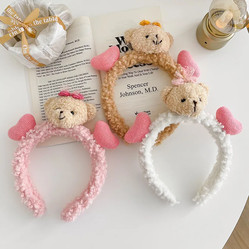 New Hair Hoops Simple Hairbands Lovely Plush Cartoon Bear Heart Plush Hair Hoops Children Fashion Hair Accessories
New Hair Hoops Simple Hairbands Lovely Plush Cartoon Bear Heart Plush Hair Hoops Children Fashion Hair Accessories