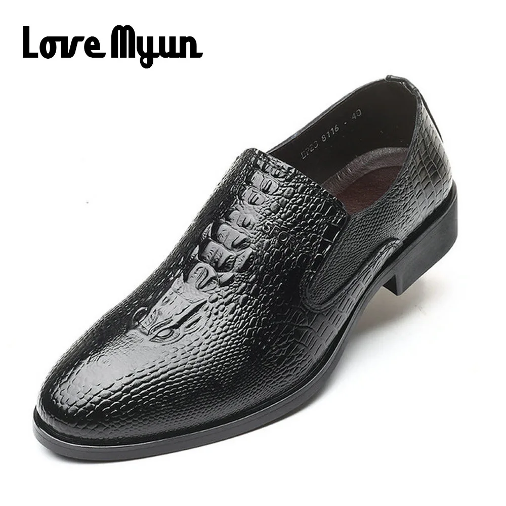 High Quality Mens Formal Business Shoes Brogue Men Tassel British Style Carved Leather Casual Shoes Business oxford D12-50
High Quality Mens Formal Business Shoes Brogue Men Tassel British Style Carved Leather Casual Shoes Business oxford D12-50