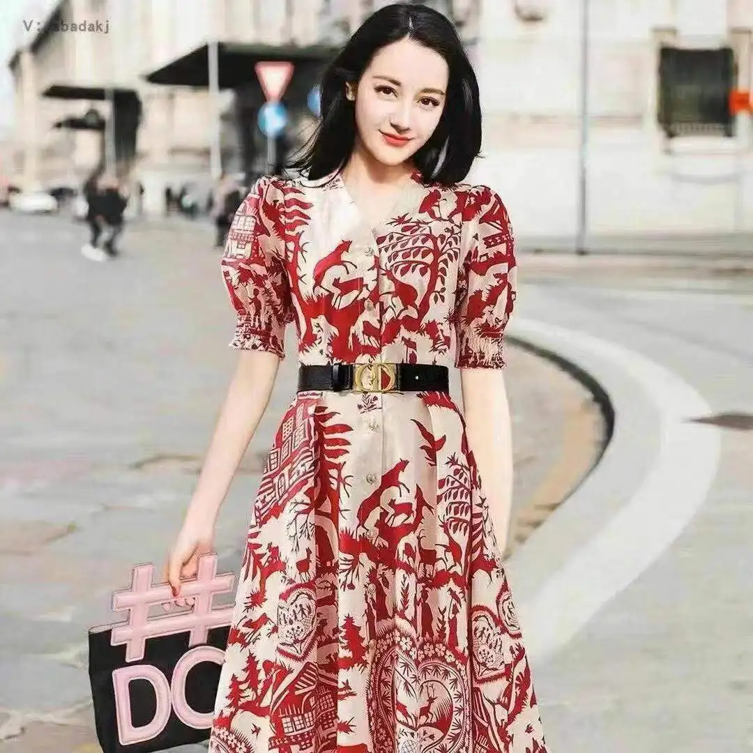 Runway 2021 Women Dress High Waist Short Sleeve Vintage Floral Printed Turn-Down Collar Traf Party Night Dresses Robe Femme Y2k
Runway 2021 Women Dress High Waist Short Sleeve Vintage Floral Printed Turn-Down Collar Traf Party Night Dresses Robe Femme Y2k