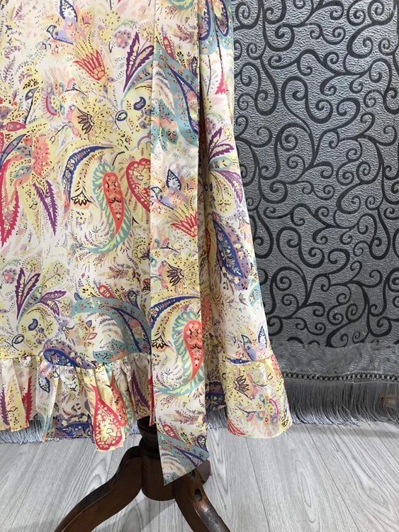 Beautiful Dress 2021 Spring Summer Runway Style Women V-Neck Chic Print Ruffle Sexy Belt Deco Long Sleeve Mid-Calf Dress Casual
Beautiful Dress 2021 Spring Summer Runway Style Women V-Neck Chic Print Ruffle Sexy Belt Deco Long Sleeve Mid-Calf Dress Casual