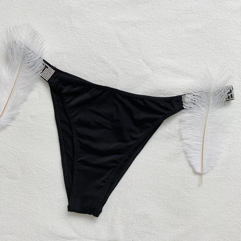 Low Rise Seamless Thong Intimates Underwear Sexy Lace Transparent Panties Women G String Brand Design Rhinestone Briefs Lingerie
Low Rise Seamless Thong Intimates Underwear Sexy Lace Transparent Panties Women G String Brand Design Rhinestone Briefs Lingerie