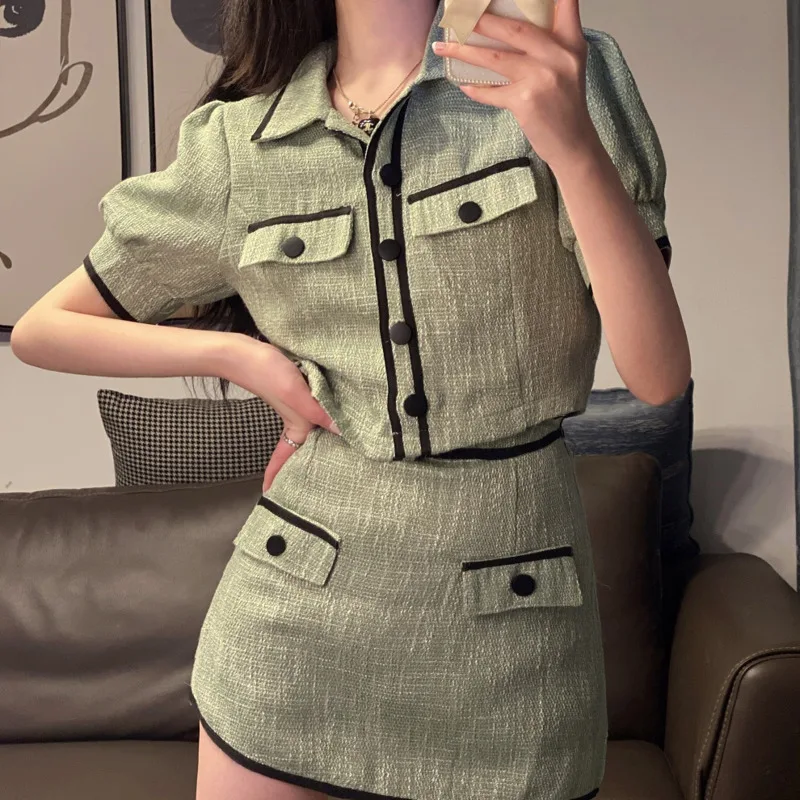 2021 New Summer Fashion Office Lady 3 Piece Sets Womens Outfits Chic Short Sleeve Crop Top Short Coat + Halter Vest+mini Skirts
2021 New Summer Fashion Office Lady 3 Piece Sets Womens Outfits Chic Short Sleeve Crop Top Short Coat + Halter Vest+mini Skirts