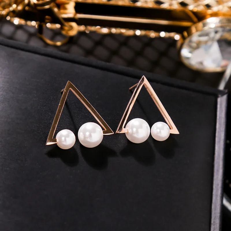 Titanium Steel Various Shapes Earrings for Women Girls Temperament Wild Stud Earring Rhinestone Party Wedding Jewelry Gifts 2020
Titanium Steel Various Shapes Earrings for Women Girls Temperament Wild Stud Earring Rhinestone Party Wedding Jewelry Gifts 2020