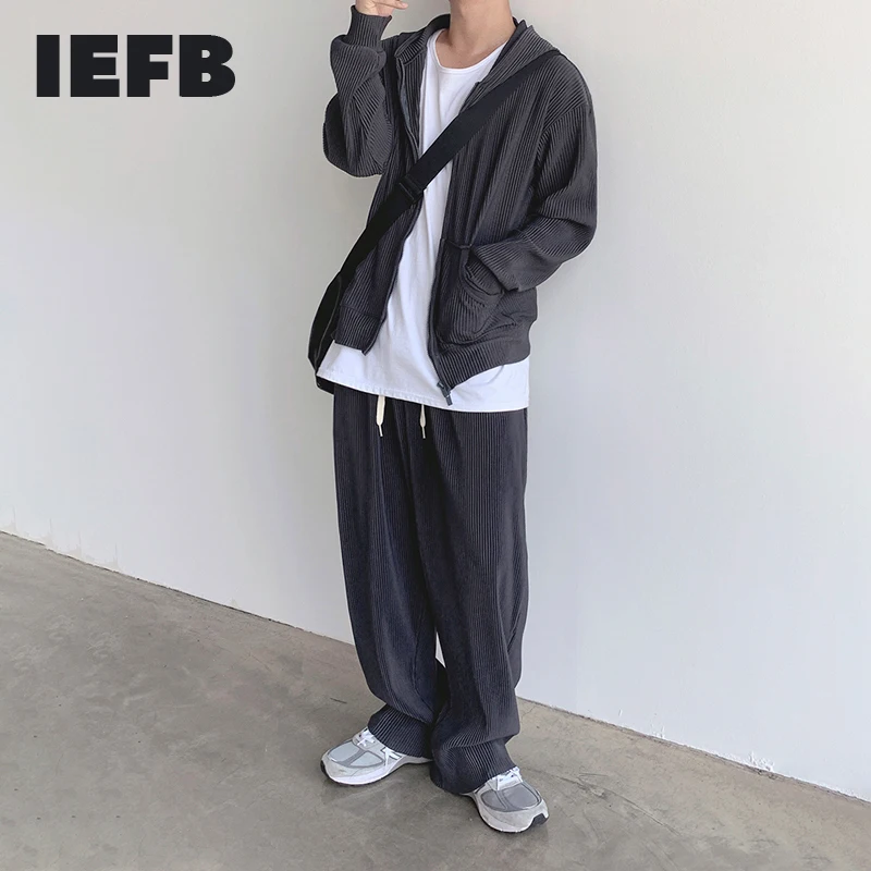 Новинка осени 2021, мужские Плиссированные Свободные куртки с капюшоном IEFB, спортивные длинные брюки, корейский модный костюм, топы и брюки пр...
Новинка осени 2021, мужские Плиссированные Свободные куртки с капюшоном IEFB, спортивные длинные брюки, корейский модный костюм, топы и брюки пр...