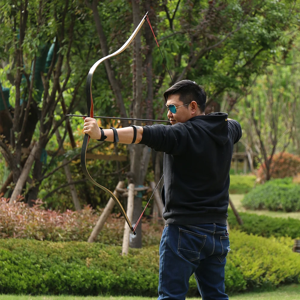 Traditional Recurve Bow toparchery 30-50Ibs Hunting Bow for Shooting Powerful Laminated Bow for Hunting Outdoor Target Shooting
Traditional Recurve Bow toparchery 30-50Ibs Hunting Bow for Shooting Powerful Laminated Bow for Hunting Outdoor Target Shooting
