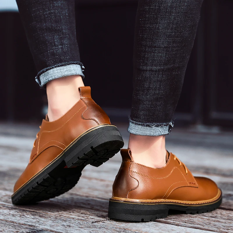 Men Oxfords Genuine Leather Dress Shoes fashion Brogue Lace Up Mens Casual Shoes outdoor Luxury Brand Moccasins Loafers Men
Men Oxfords Genuine Leather Dress Shoes fashion Brogue Lace Up Mens Casual Shoes outdoor Luxury Brand Moccasins Loafers Men