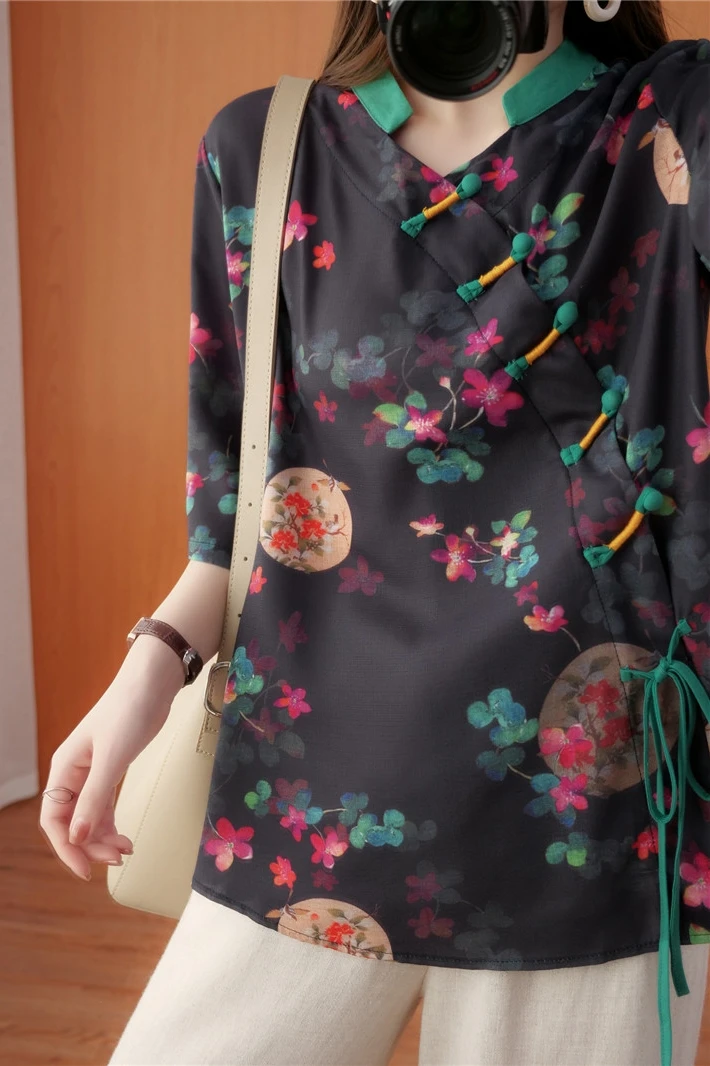 COIGARSAM Plus Size Vintage Short Sleeve blouse women Summer Print blusas womens tops and blouses Black D8840
COIGARSAM Plus Size Vintage Short Sleeve blouse women Summer Print blusas womens tops and blouses Black D8840