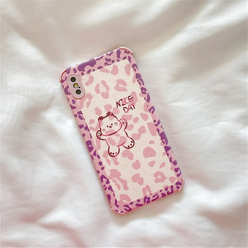 Retro Leopard doodle line bear kawaii Japanese Phone Case For iPhone 12 11 Pro Max Xr Xs Max 7 8 Plus 7Plus case Cute Soft cover
Retro Leopard doodle line bear kawaii Japanese Phone Case For iPhone 12 11 Pro Max Xr Xs Max 7 8 Plus 7Plus case Cute Soft cover
