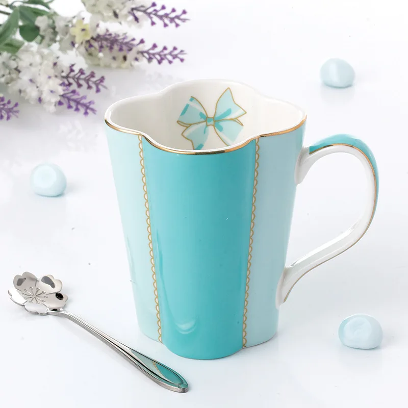 

Синяя чашка из костяного фарфора, многостильная простая керамическая кофейная чашка и блюдо с узором, набор с коробкой