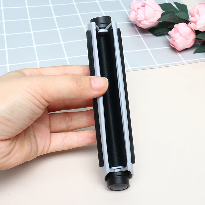 Portable Manual Tobacco Joint Roller Cone Cigarette Rolling Machine For 110mm Smoking Rolling Papers Cigarette Maker DIY Tools
Portable Manual Tobacco Joint Roller Cone Cigarette Rolling Machine For 110mm Smoking Rolling Papers Cigarette Maker DIY Tools