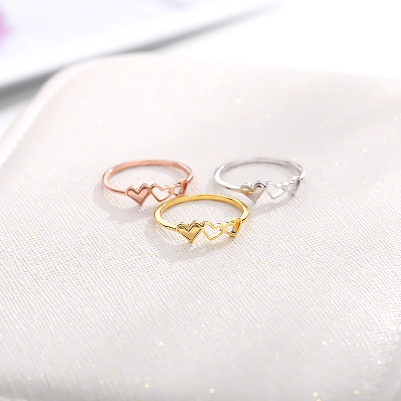 Romantic 3 Hearts Ring For Women Valentine's Day Gift Hollow Out Heart shape Couple Promise Wedding Band Rings for Women Femme
Romantic 3 Hearts Ring For Women Valentine's Day Gift Hollow Out Heart shape Couple Promise Wedding Band Rings for Women Femme