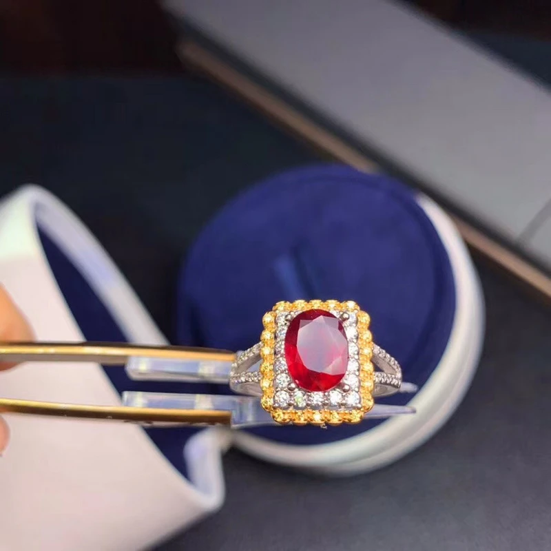 Natural jewelry Red gem ring Noble and elegant crystal healing stone engagement ring 925 silver inlaid for the lady's gift
Natural jewelry Red gem ring Noble and elegant crystal healing stone engagement ring 925 silver inlaid for the lady's gift